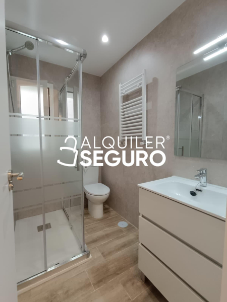 Inmueble en Calle Rio Henares, MADRID