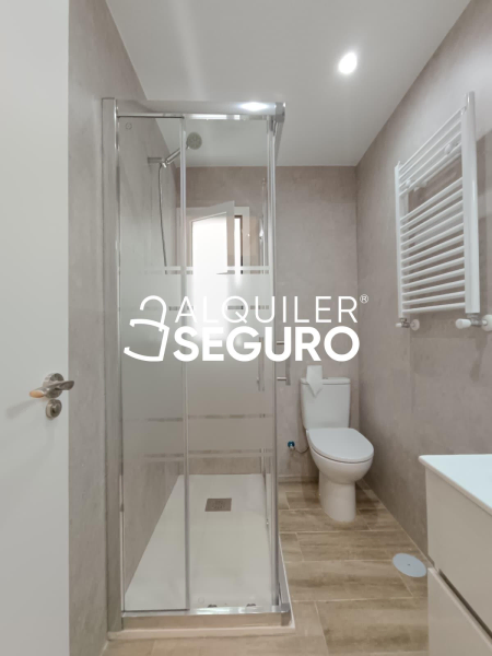 Inmueble en Calle Rio Henares, MADRID