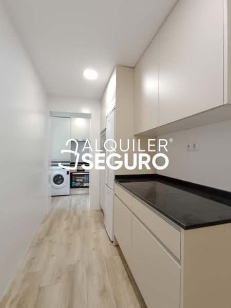Inmueble en Calle Rio Henares, MADRID