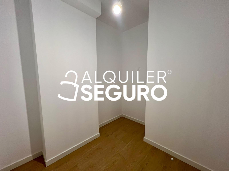 Inmueble en Avenida de Tenerife, MADRID