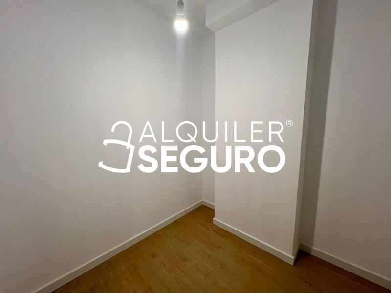 Inmueble en Avenida de Tenerife, MADRID