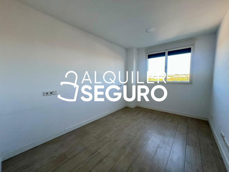 Inmueble en Calle de Manuel Gutiérrez Mellado, MADRID