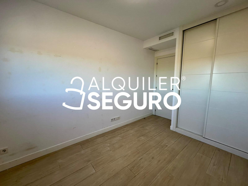 Inmueble en Calle de Manuel Gutiérrez Mellado, MADRID