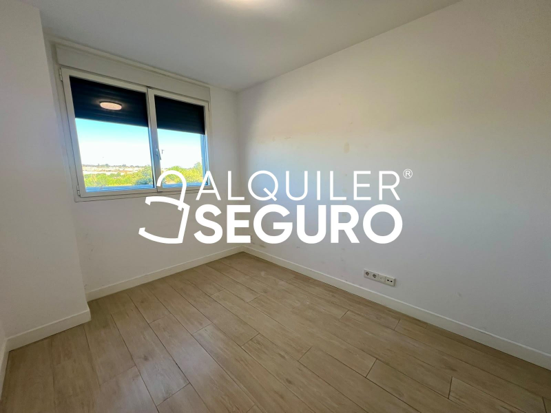 Inmueble en Calle de Manuel Gutiérrez Mellado, MADRID