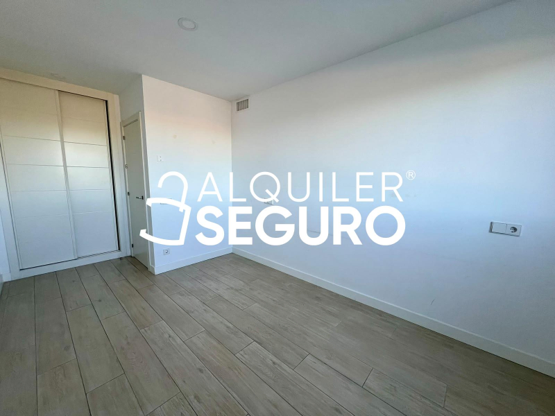Inmueble en Calle de Manuel Gutiérrez Mellado, MADRID