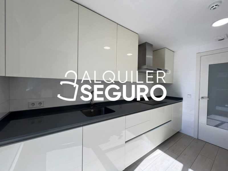 Inmueble en Calle de Manuel Gutiérrez Mellado, MADRID