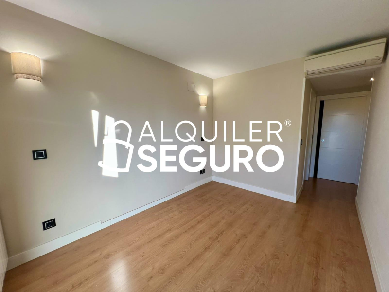 Piso en Calle Sector Foresta , TRES CANTOS MADRID