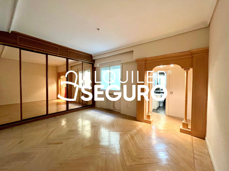 Inmueble en Avenida del General Perón, MADRID
