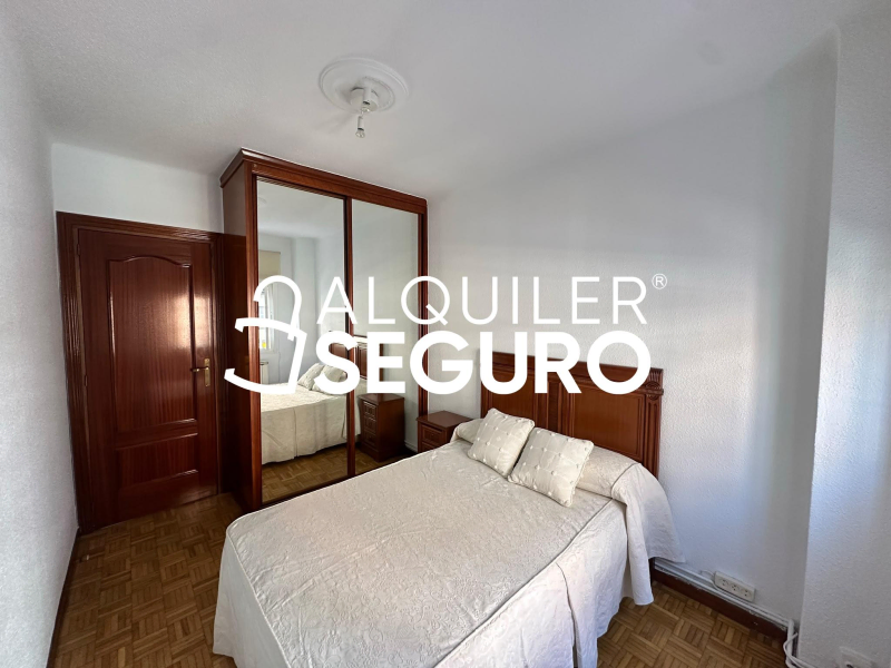 Inmueble en Calle Velilla , MADRID