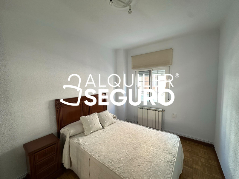 Inmueble en Calle Velilla , MADRID