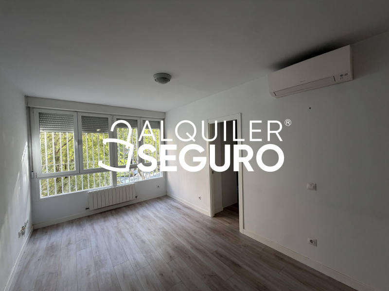 Inmueble en Avenida Verbena de la Paloma, MADRID