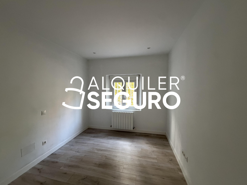 Inmueble en Avenida Verbena de la Paloma, MADRID