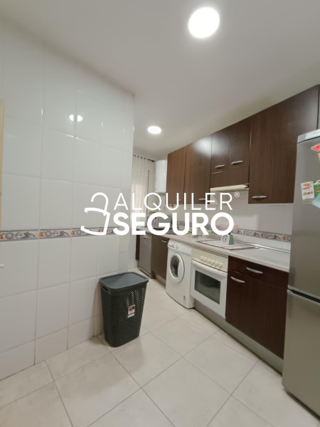 Piso en Avenida Rufino Rubio, YELES TOLEDO