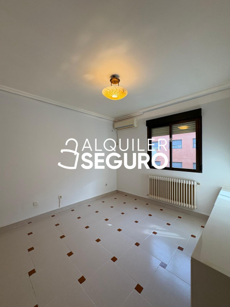 Inmueble en Calle Enrique Velasco, MADRID