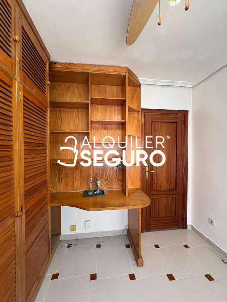 Inmueble en Calle Enrique Velasco, MADRID