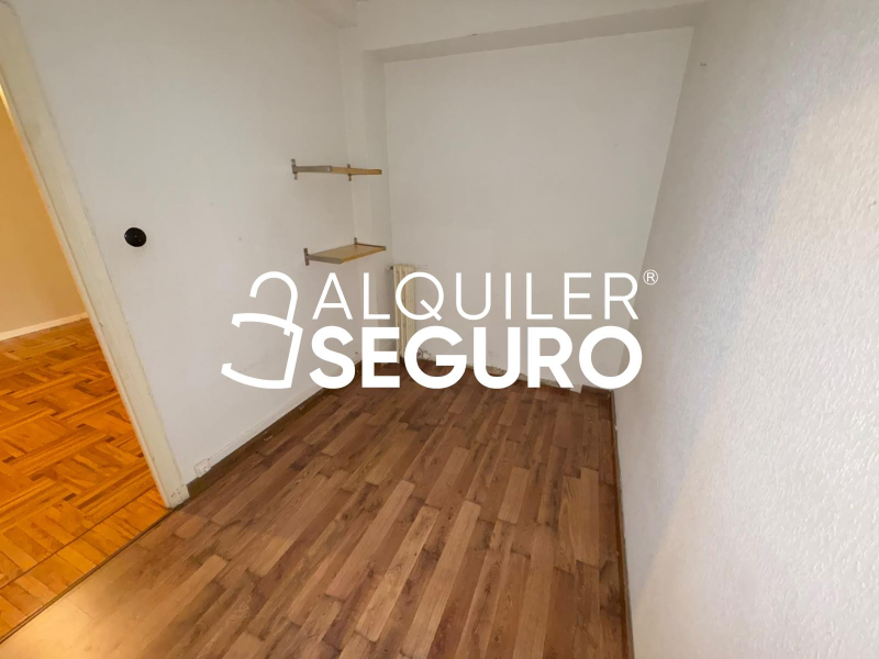 Inmueble en Calle Baeza, MADRID