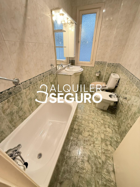 Inmueble en Calle Baeza, MADRID
