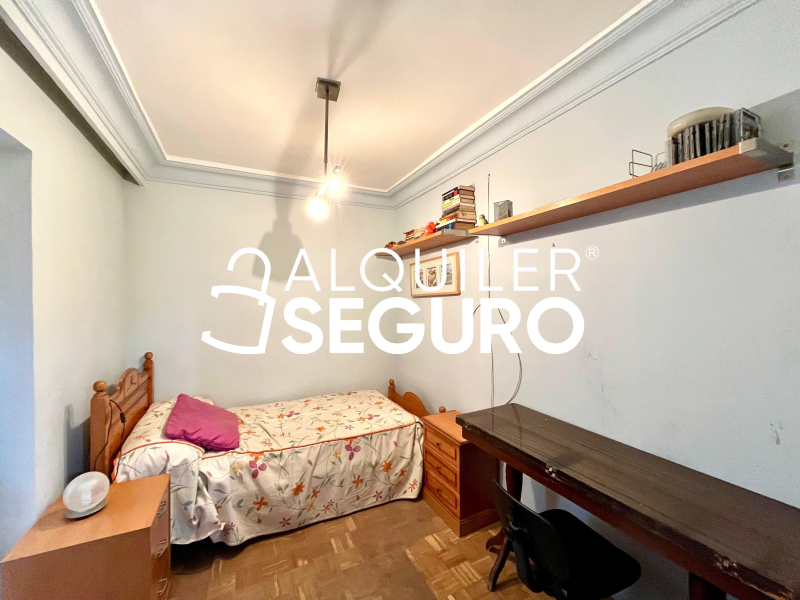 Inmueble en Calle de Aguilar de Campóo, MADRID