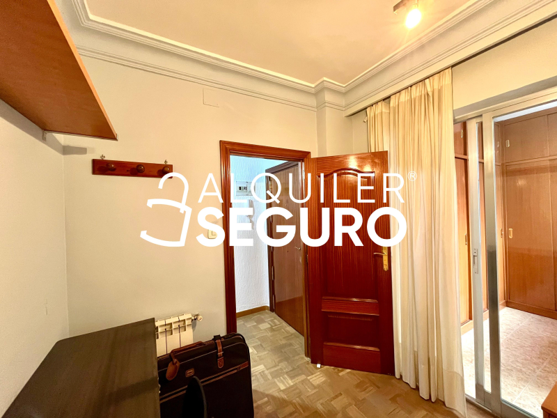 Inmueble en Calle de Aguilar de Campóo, MADRID