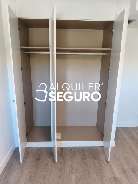 Inmueble en Avenida De Las Universidades, SEVILLA