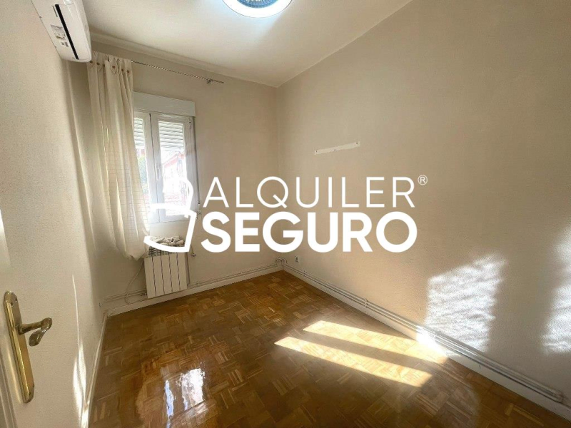 Inmueble en Calle Cartago, MADRID