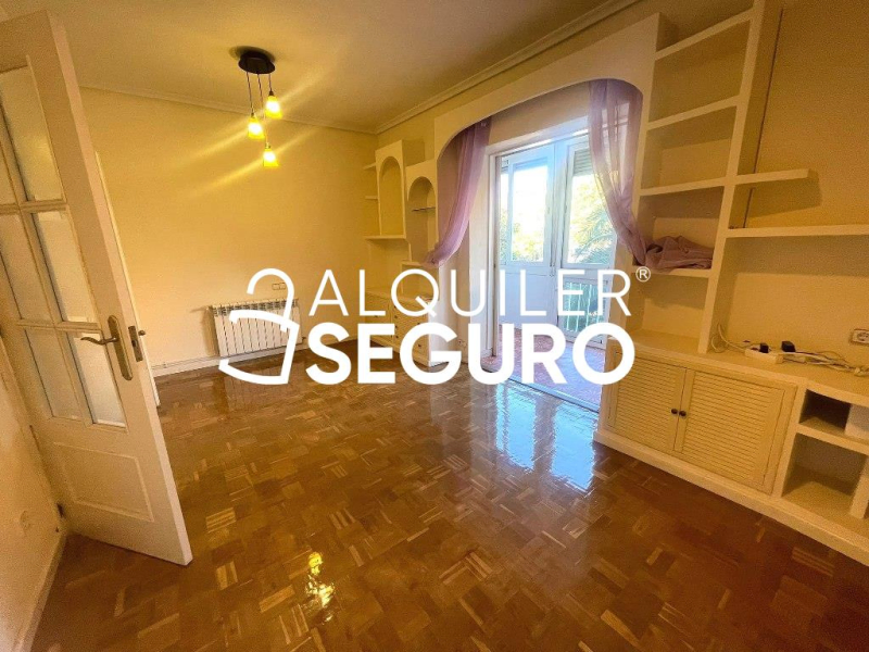 Inmueble en Calle Cartago, MADRID