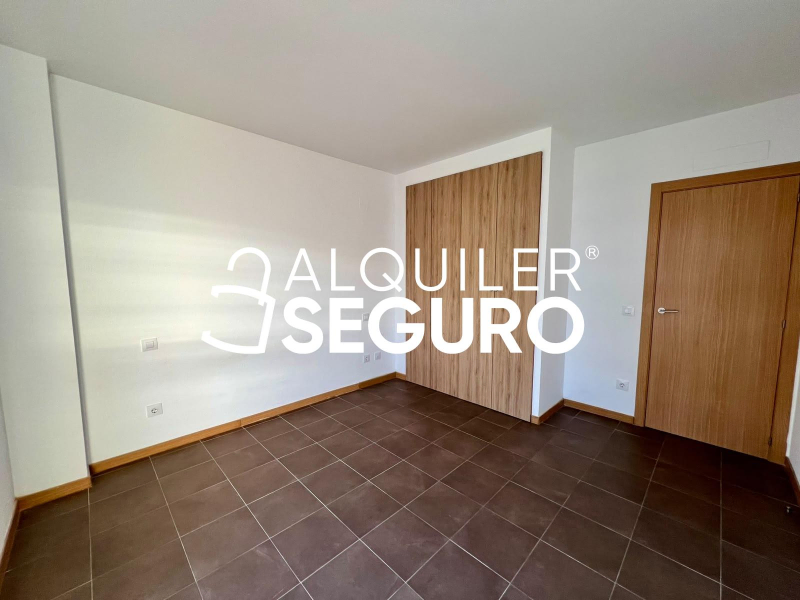 Inmueble en Avenida de Castilla y León, MADRID