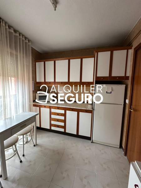 Inmueble en Calle Hinojosa Del Duque, MADRID