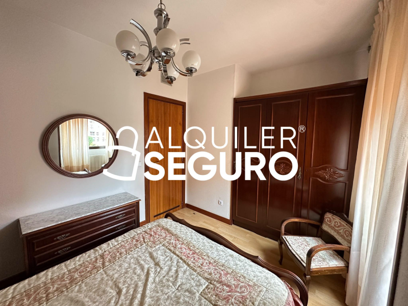 Inmueble en Calle Hinojosa Del Duque, MADRID