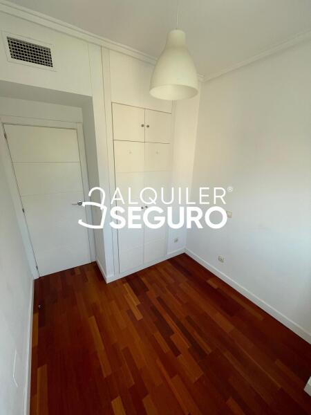 Inmueble en Calle Sebastián Álvaro, MADRID