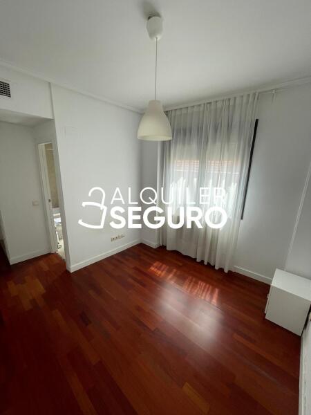 Inmueble en Calle Sebastián Álvaro, MADRID