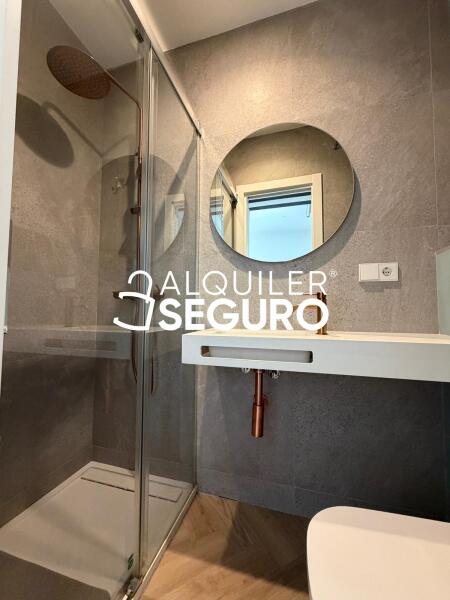 Inmueble en Calle Juan Navarro, MADRID