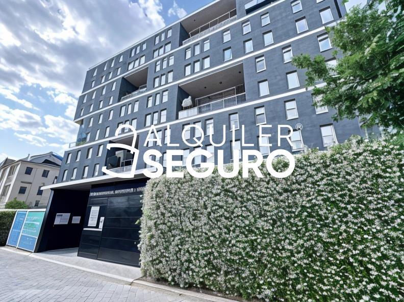 Inmueble en Avenida de Francisco Pi y Margall, MADRID