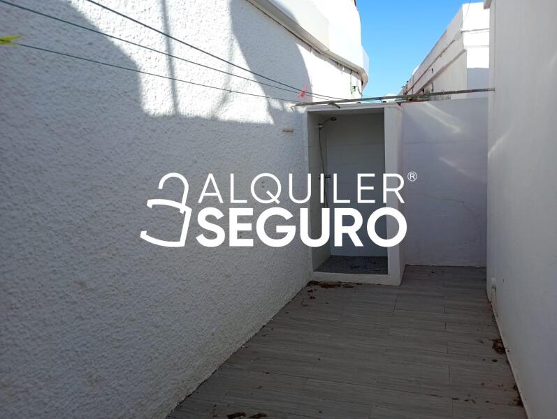 Piso en Calle Lopez Cobos, BENAJARAFE MÁLAGA