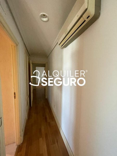 Inmueble en Calle del Conde de la Cimera , MADRID