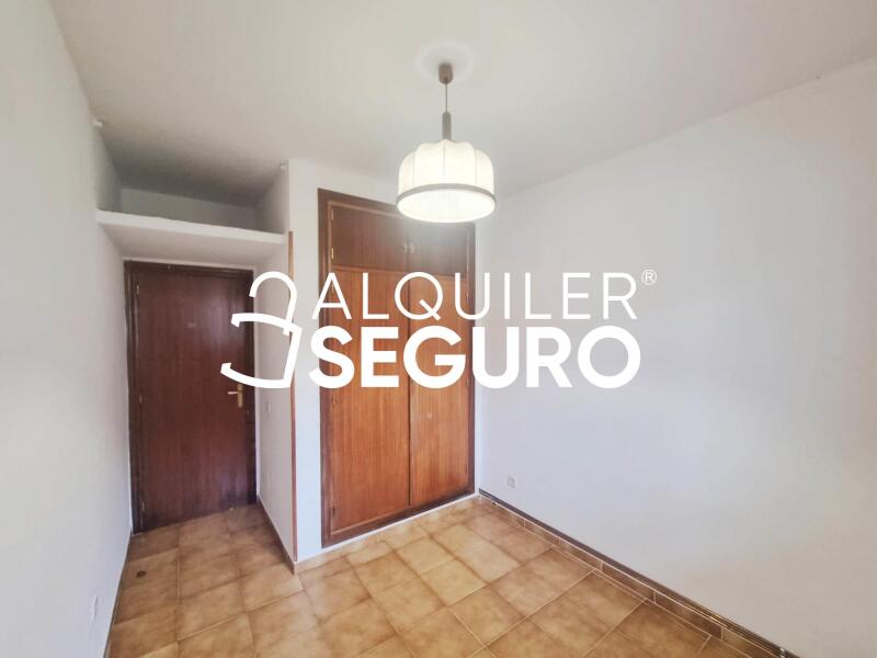 Piso en Calle de los Caños, MANZANARES EL REAL MADRID