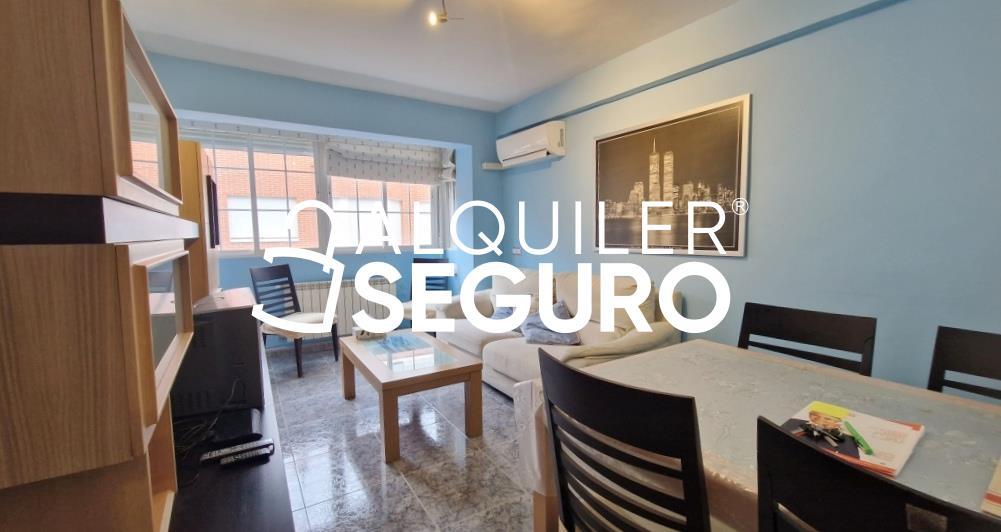Inmueble en Calle Apostol Santiago , MADRID