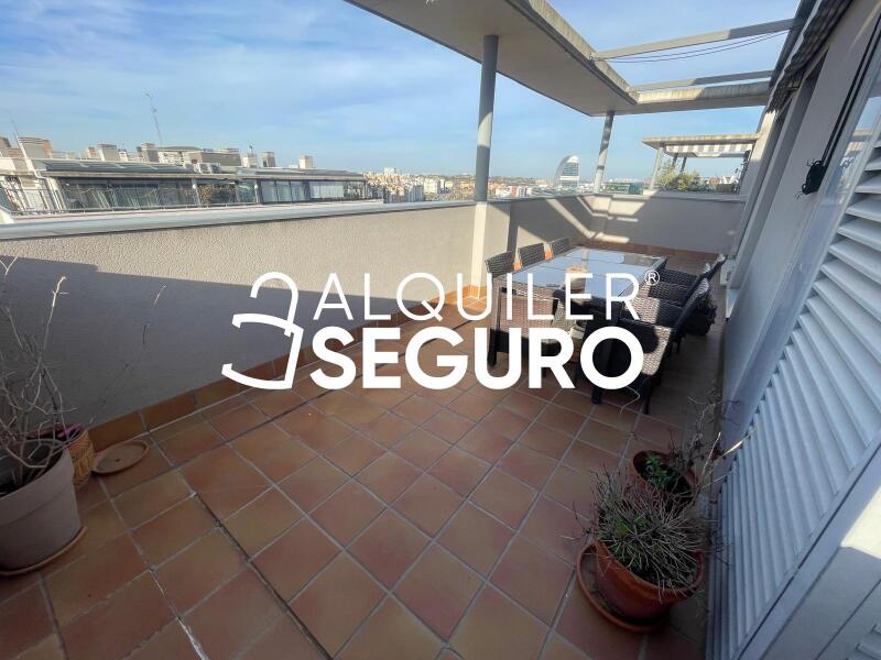 Inmueble en Avenida del Camino de Santiago, MADRID