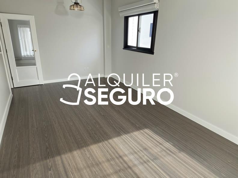 Inmueble en Avenida Vial 73, SEVILLA