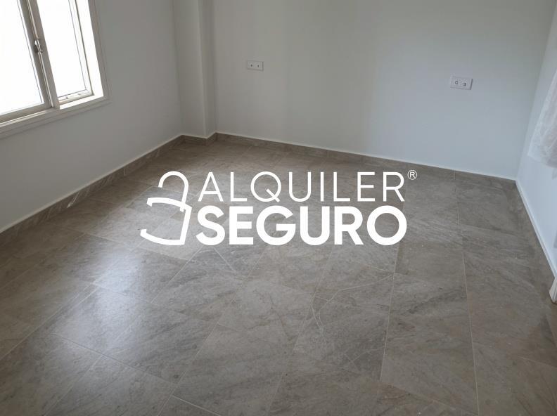 Piso en Calle Carmen Martin Gaite , TOMARES SEVILLA