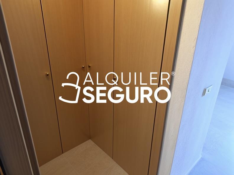 Piso en Calle Carmen Martin Gaite , TOMARES SEVILLA