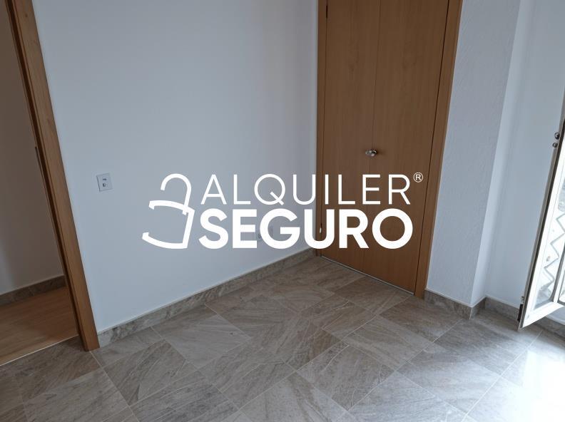 Piso en Calle Carmen Martin Gaite , TOMARES SEVILLA
