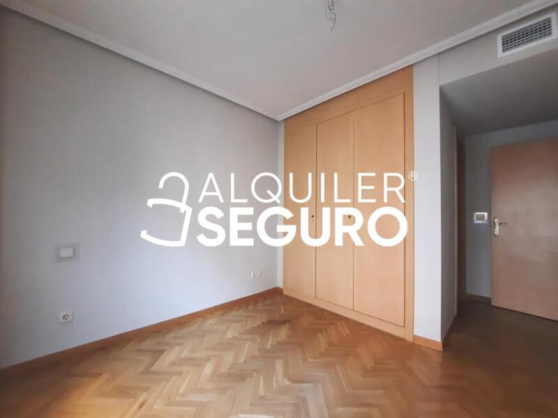 Piso en Calle Embalse de Valmayor, MADRID MADRID