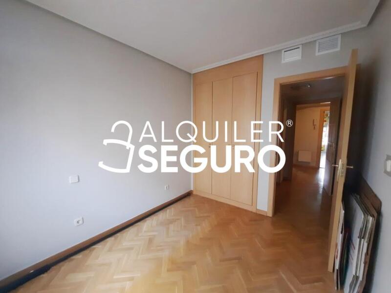 Piso en Calle Embalse de Valmayor, MADRID MADRID