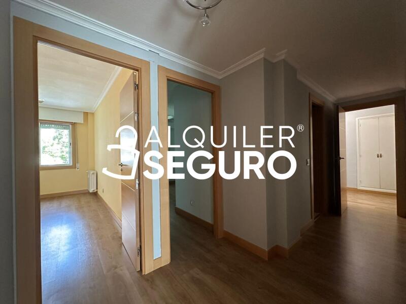 Piso en Calle Doctor Jimenez Diaz, MAJADAHONDA MADRID