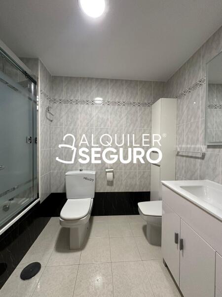 Piso en Calle Doctor Jimenez Diaz, MAJADAHONDA MADRID
