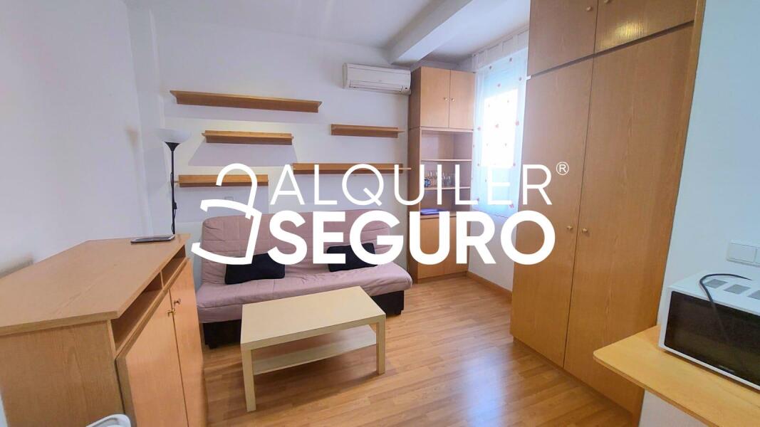 Inmueble en Calle de Cuevas, MADRID