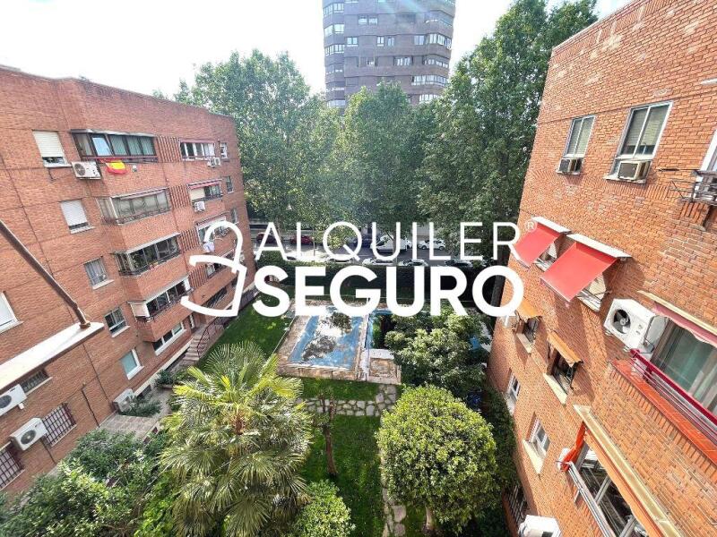 Inmueble en Calle Saliente, MADRID