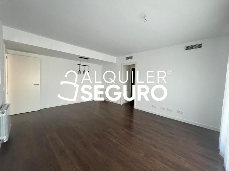 Inmueble en Avenida Reyes Catolicos , MADRID