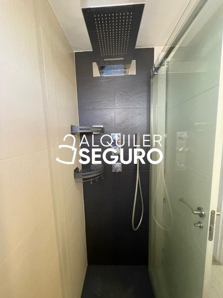 Inmueble en Calle del Arquitecto Sánchez Arcas , MADRID